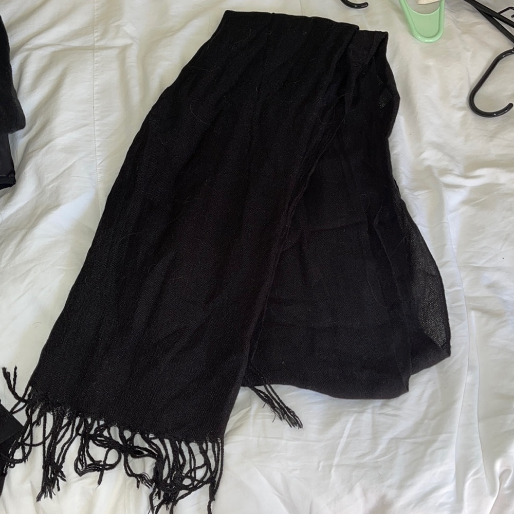Black scarf